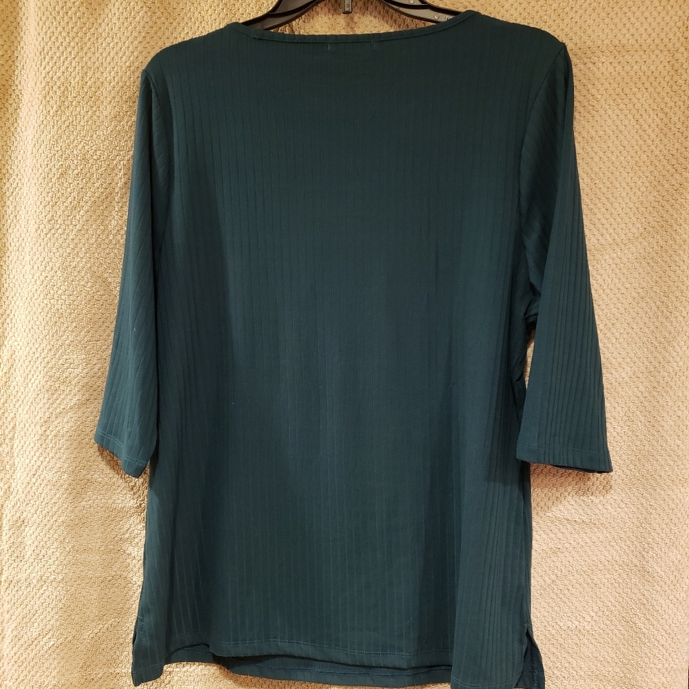 Chances R Top - Picture 2 of 7